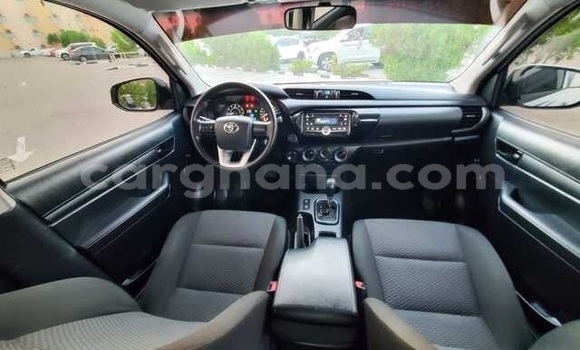 Buy Used Toyota Hilux White Car in Tema in Greater Accra Buy Used Toyota Hilux White Car in Tema in Greater Accra