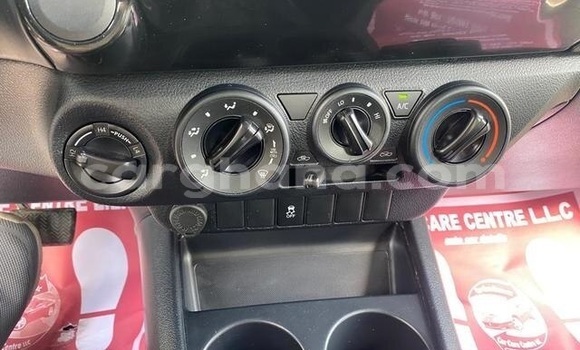 Buy Used Toyota Hilux White Car in Tema in Greater Accra Buy Used Toyota Hilux White Car in Tema in Greater Accra