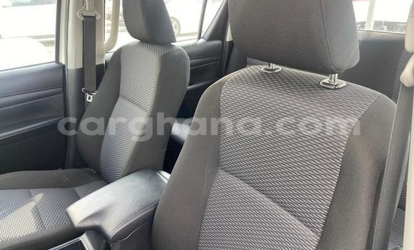 Buy Used Toyota Hilux White Car in Tema in Greater Accra Buy Used Toyota Hilux White Car in Tema in Greater Accra