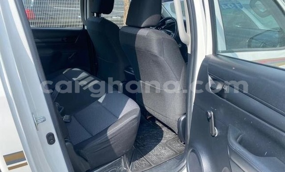 Buy Used Toyota Hilux White Car in Tema in Greater Accra Buy Used Toyota Hilux White Car in Tema in Greater Accra
