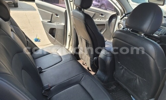 Sayi Na hannu Kia Sportage White Mota in Tema a Greater Accra Sayi Na hannu Kia Sportage White Mota in Tema a Greater Accra