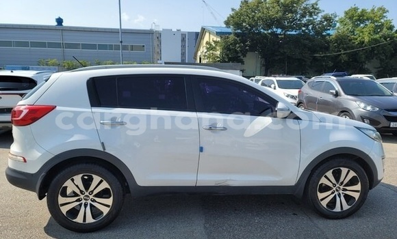 Sayi Na hannu Kia Sportage White Mota in Tema a Greater Accra Sayi Na hannu Kia Sportage White Mota in Tema a Greater Accra
