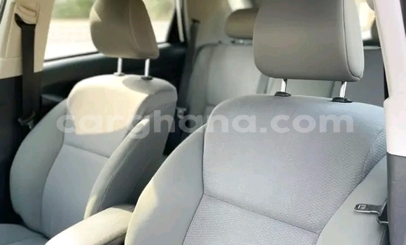 Buy Used Toyota Matrix White Car in Accra in Greater Accra Buy Used Toyota Matrix White Car in Accra in Greater Accra