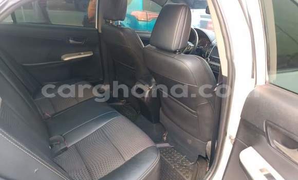 Ra Àlòkù Toyota Camry (Japan) Silver Ọkọ̀ in Iwọn didun ni Oorun Ra Àlòkù Toyota Camry (Japan) Silver Ọkọ̀ in Iwọn didun ni Oorun