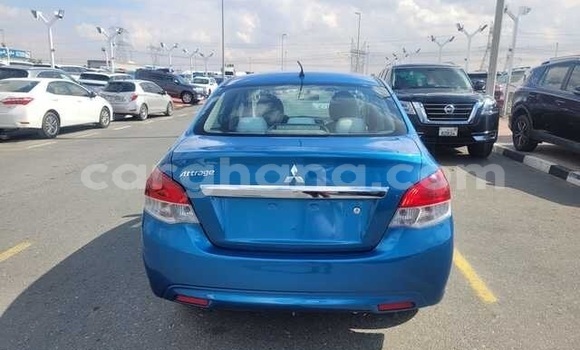Ra Àlòkù Mitsubishi Attrage Blue Ọkọ̀ in Accra ni Greater Accra Ra Àlòkù Mitsubishi Attrage Blue Ọkọ̀ in Accra ni Greater Accra