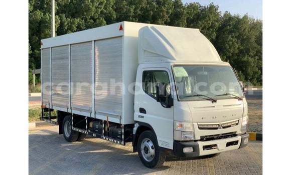 Buy Import Mitsubishi Carisma White Car in Import - Dubai in Ashanti Buy Import Mitsubishi Carisma White Car in Import - Dubai in Ashanti