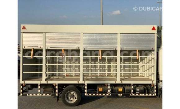 Buy Import Mitsubishi Carisma White Car in Import - Dubai in Ashanti Buy Import Mitsubishi Carisma White Car in Import - Dubai in Ashanti