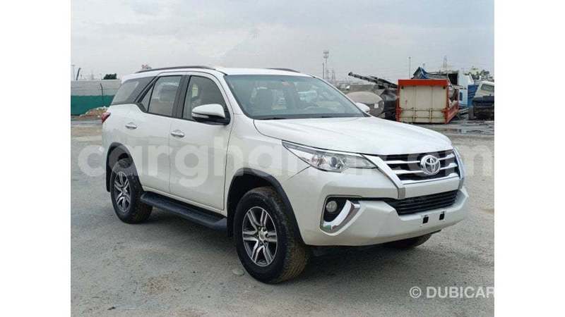 Big with watermark toyota fortuner ashanti import dubai 53409