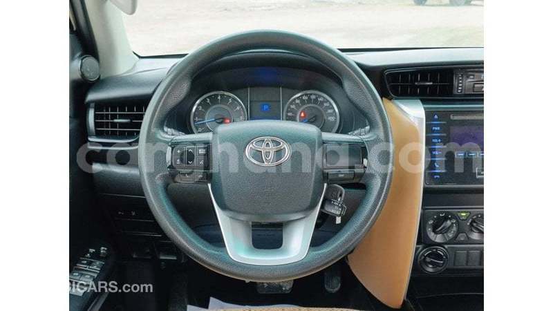 Big with watermark toyota fortuner ashanti import dubai 53409