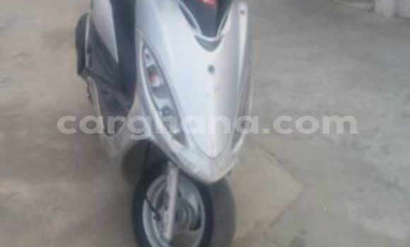 Buy Used Kymco 125cc Silver Moto in Accra in Greater Accra Buy Used Kymco 125cc Silver Moto in Accra in Greater Accra