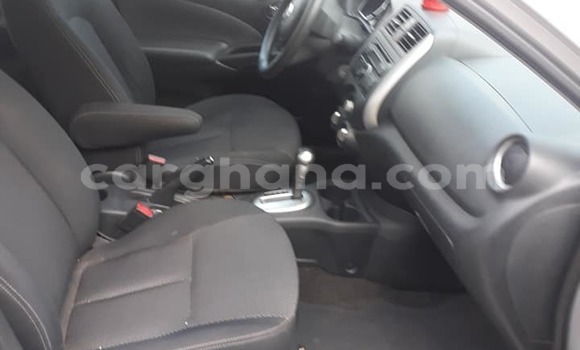 Sayi Na hannu Nissan Versa Azurfa Mota in Accra a Greater Accra Sayi Na hannu Nissan Versa Azurfa Mota in Accra a Greater Accra