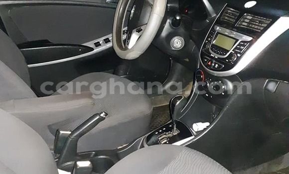 Sayi Na hannu Hyundai Accent White Mota in Accra a Greater Accra Sayi Na hannu Hyundai Accent White Mota in Accra a Greater Accra