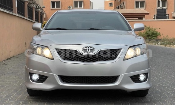 Buy Used Toyota Camry Silver Car in Accra in Greater Accra