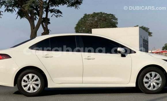 Ra Imported Toyota Corolla funfun Ọkọ̀ in Import - Dubai ni Ashanti Ra Imported Toyota Corolla funfun Ọkọ̀ in Import - Dubai ni Ashanti