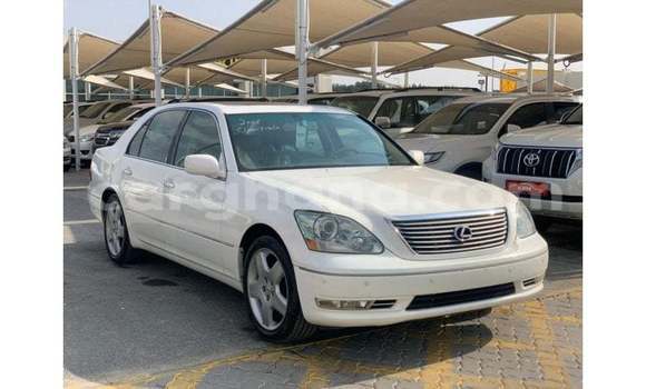 Ra Imported Lexus LS funfun Ọkọ̀ in Import - Dubai ni Ashanti Ra Imported Lexus LS funfun Ọkọ̀ in Import - Dubai ni Ashanti