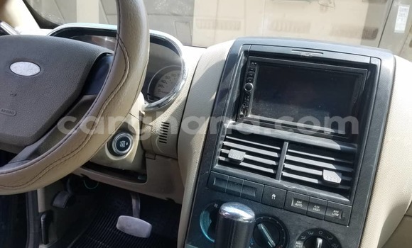 Buy Used Ford Explorer Blue Car in Accra in Greater Accra Buy Used Ford Explorer Blue Car in Accra in Greater Accra