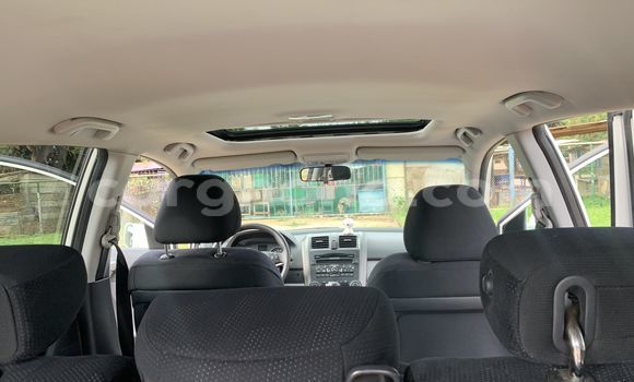 Buy Used Honda CR–V White Car in Kumasi in Ashanti
