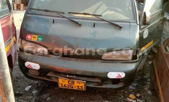 Buy Used Hyundai Grace Green Car in Accra in Greater Accra Buy Used Hyundai Grace Green Car in Accra in Greater Accra