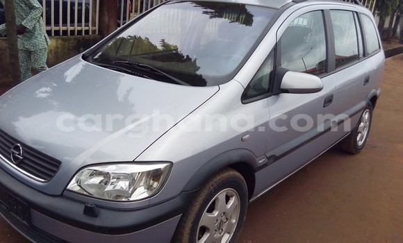 Buy Used Opel Zafira Silver Car in Sekondi–Takoradi Metropolitan in Western