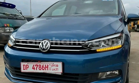Ra Àlòkù Volkswagen Golf Plus Silver Ọkọ̀ in Iwọn didun ni Oorun Ra Àlòkù Volkswagen Golf Plus Silver Ọkọ̀ in Iwọn didun ni Oorun