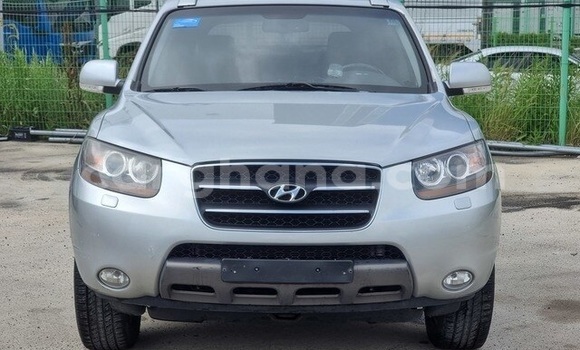 Sayi Na hannu Hyundai Santa Fe Azurfa Mota in Accra a Greater Accra Sayi Na hannu Hyundai Santa Fe Azurfa Mota in Accra a Greater Accra