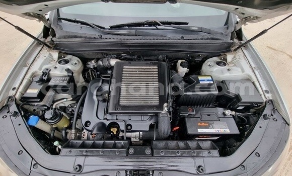 Sayi Na hannu Hyundai Santa Fe Azurfa Mota in Accra a Greater Accra Sayi Na hannu Hyundai Santa Fe Azurfa Mota in Accra a Greater Accra