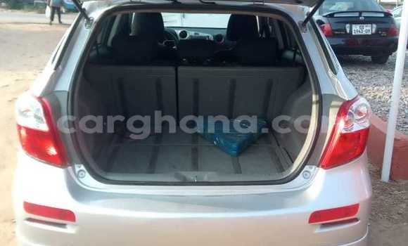 Ra Àlòkù Toyota Matrix Silver Ọkọ̀ in Madina ni Greater Accra Ra Àlòkù Toyota Matrix Silver Ọkọ̀ in Madina ni Greater Accra