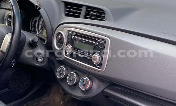 Ra Àlòkù Toyota Yaris Black Ọkọ̀ in Accra ni Greater Accra Ra Àlòkù Toyota Yaris Black Ọkọ̀ in Accra ni Greater Accra