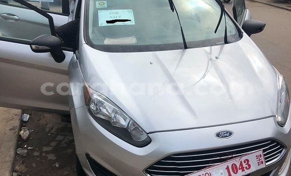 Ra Àlòkù Ford Fiesta Silver Ọkọ̀ in Accra ni Greater Accra