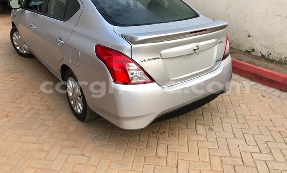 Sayi Na hannu Nissan Versa Azurfa Mota in Accra a Greater Accra Sayi Na hannu Nissan Versa Azurfa Mota in Accra a Greater Accra