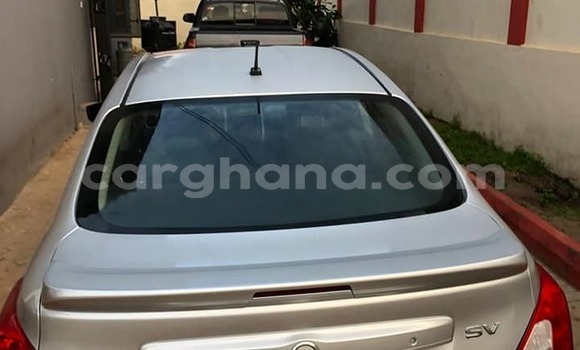 Sayi Na hannu Nissan Versa Azurfa Mota in Accra a Greater Accra Sayi Na hannu Nissan Versa Azurfa Mota in Accra a Greater Accra