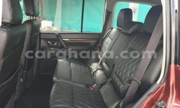 Sayi Na hannu Mitsubishi Pajero Red Mota in Accra a Greater Accra Sayi Na hannu Mitsubishi Pajero Red Mota in Accra a Greater Accra