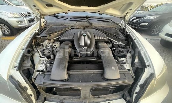 Sayi Na hannu BMW X5 White Mota in Accra a Greater Accra Sayi Na hannu BMW X5 White Mota in Accra a Greater Accra