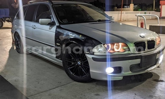 Sayi Na hannu BMW 3–Series Azurfa Mota in Accra a Greater Accra Sayi Na hannu BMW 3–Series Azurfa Mota in Accra a Greater Accra