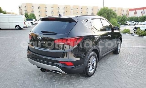 Sayi Na hannu Hyundai Santa Fe Black Mota in Accra a Greater Accra Sayi Na hannu Hyundai Santa Fe Black Mota in Accra a Greater Accra