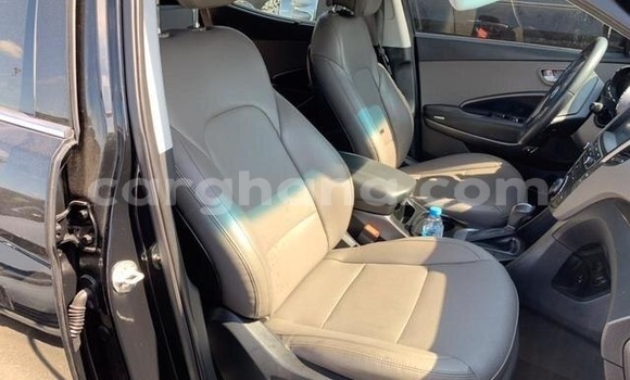 Sayi Na hannu Hyundai Santa Fe Black Mota in Accra a Greater Accra Sayi Na hannu Hyundai Santa Fe Black Mota in Accra a Greater Accra