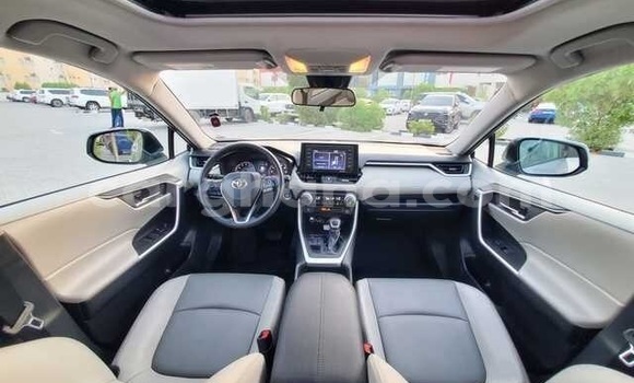 Buy Used Toyota RAV4 Silver Car in Accra in Greater Accra Buy Used Toyota RAV4 Silver Car in Accra in Greater Accra