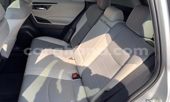 Buy Used Toyota RAV4 Silver Car in Accra in Greater Accra Buy Used Toyota RAV4 Silver Car in Accra in Greater Accra