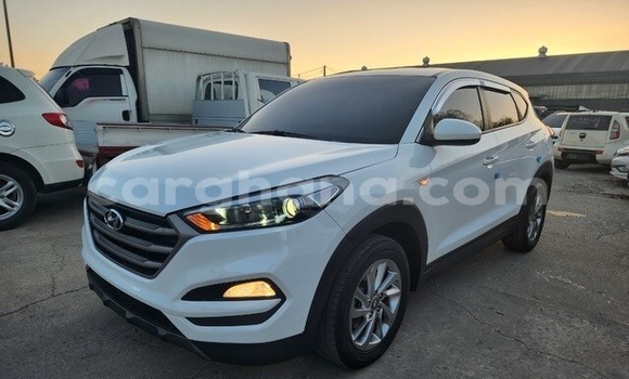 Ra Àlòkù Hyundai Tucson funfun Ọkọ̀ in Accra ni Greater Accra
