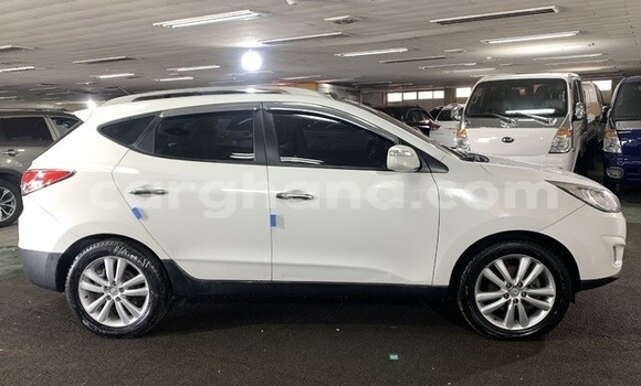 Sayi Na hannu Hyundai Tucson White Mota in Accra a Greater Accra Sayi Na hannu Hyundai Tucson White Mota in Accra a Greater Accra