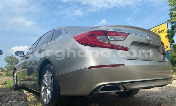 Sayi Na hannu Honda Accord Brown Mota in Accra a Greater Accra Sayi Na hannu Honda Accord Brown Mota in Accra a Greater Accra