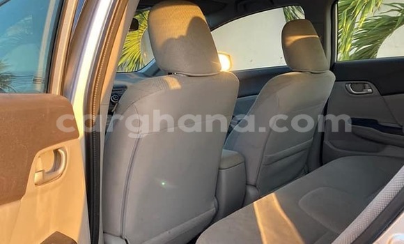 Sayi Na hannu Honda Civic Azurfa Mota in Accra a Greater Accra Sayi Na hannu Honda Civic Azurfa Mota in Accra a Greater Accra