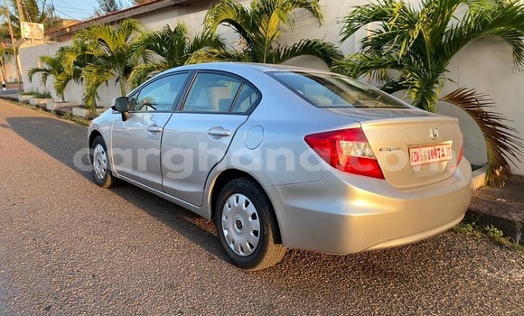 Sayi Na hannu Honda Civic Azurfa Mota in Accra a Greater Accra Sayi Na hannu Honda Civic Azurfa Mota in Accra a Greater Accra