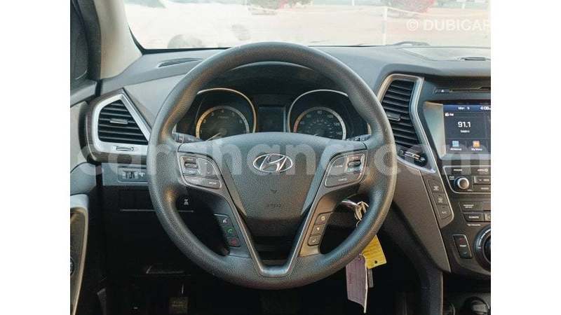 Big with watermark hyundai santa fe ashanti import dubai 53470