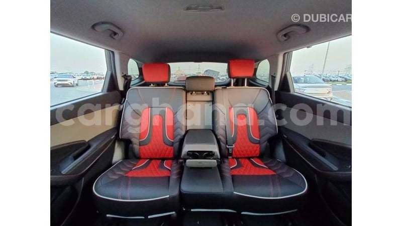 Big with watermark hyundai santa fe ashanti import dubai 53470