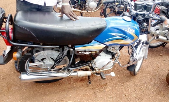 Buy Used TVS HLX125 Blue Bike in Berekum Municipal in Brong-Ahafo
