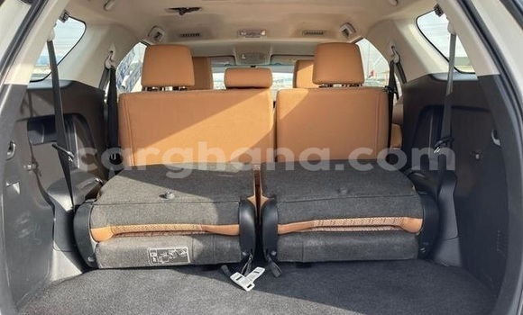 Sayi Na hannu Toyota Fortuner White Mota in Accra a Greater Accra Sayi Na hannu Toyota Fortuner White Mota in Accra a Greater Accra