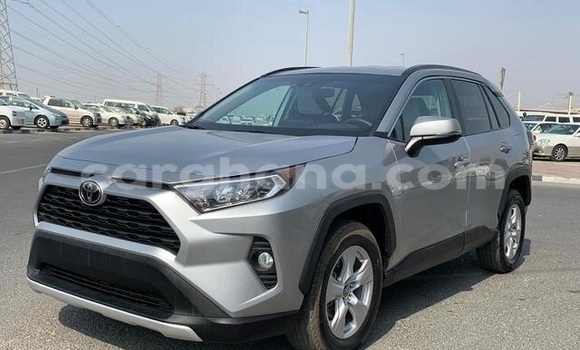 Buy Used Toyota RAV4 Silver Car in Accra in Greater Accra Buy Used Toyota RAV4 Silver Car in Accra in Greater Accra