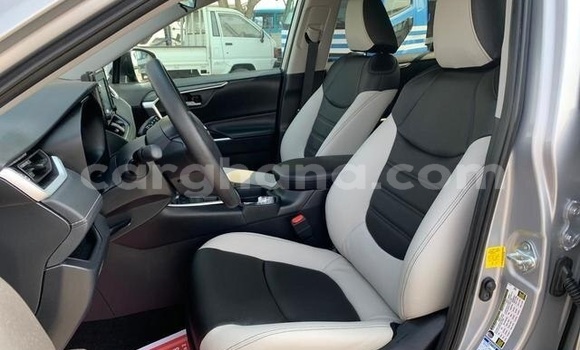Buy Used Toyota RAV4 Silver Car in Accra in Greater Accra Buy Used Toyota RAV4 Silver Car in Accra in Greater Accra