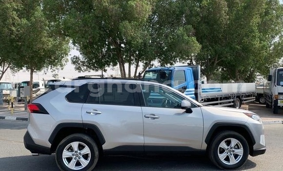Buy Used Toyota RAV4 Silver Car in Accra in Greater Accra Buy Used Toyota RAV4 Silver Car in Accra in Greater Accra